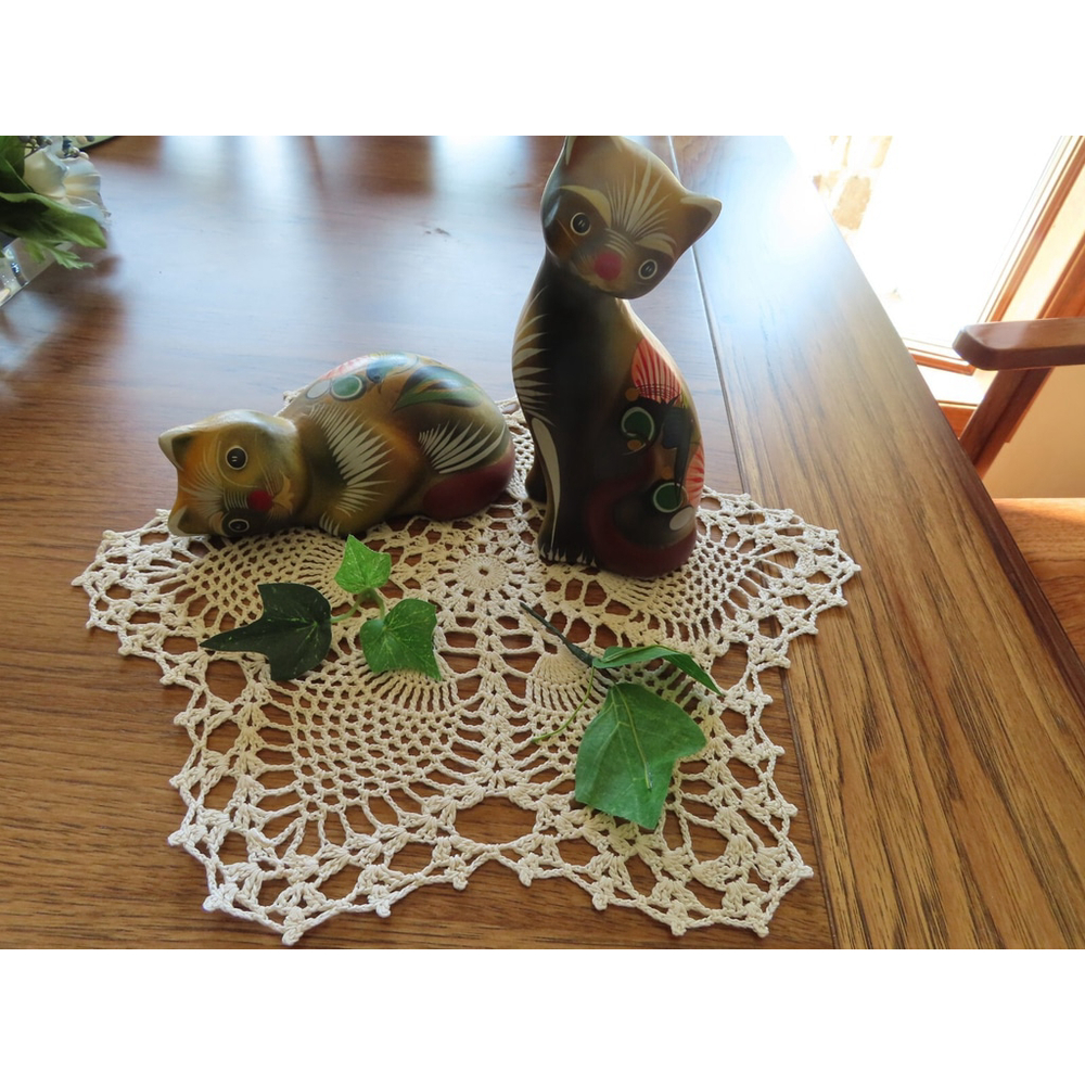 Lot 2 Cabo San Lucas Mexican Folk Art Pottery Ceramic Cat Figurine Hand Painted